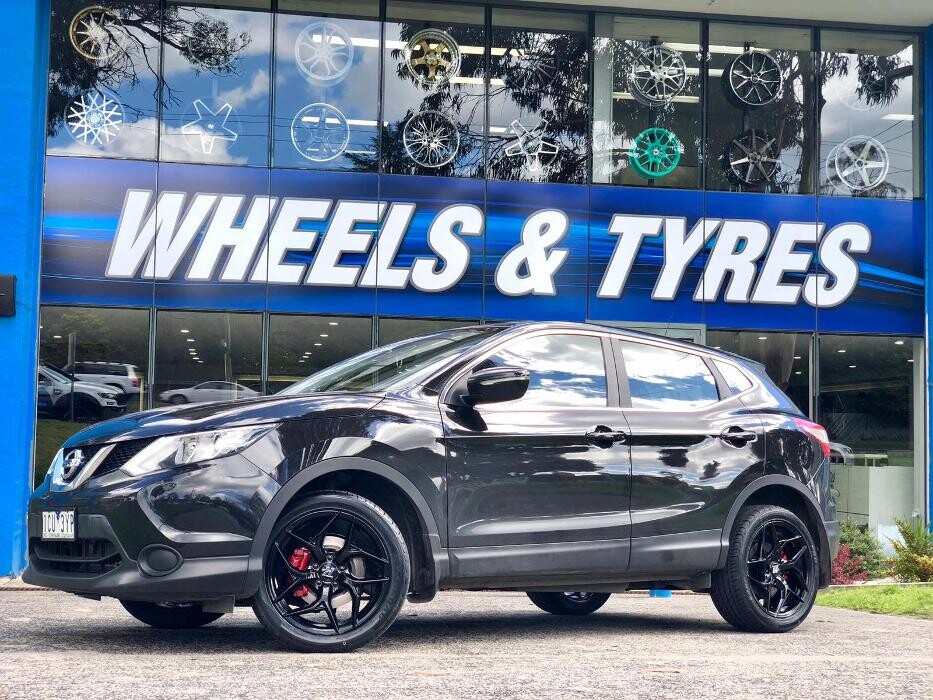 Images Ozzy Tyres Fyshwick | Tyres Canberra | Wheels & Tyres ACT | 4x4 Centre