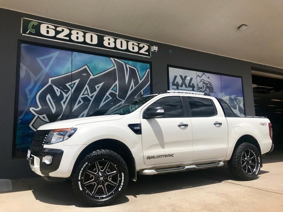 Images Ozzy Tyres Fyshwick | Tyres Canberra | Wheels & Tyres ACT | 4x4 Centre