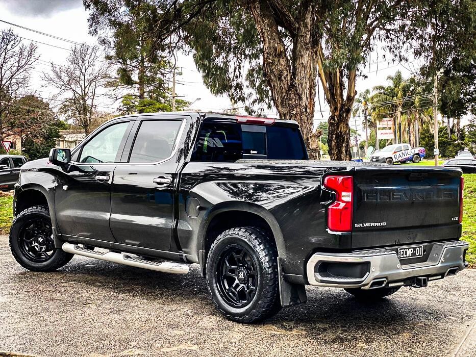 Images Ozzy Tyres Fyshwick | Tyres Canberra | Wheels & Tyres ACT | 4x4 Centre