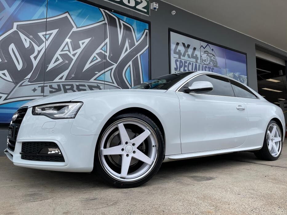 Images Ozzy Tyres Fyshwick | Tyres Canberra | Wheels & Tyres ACT | 4x4 Centre