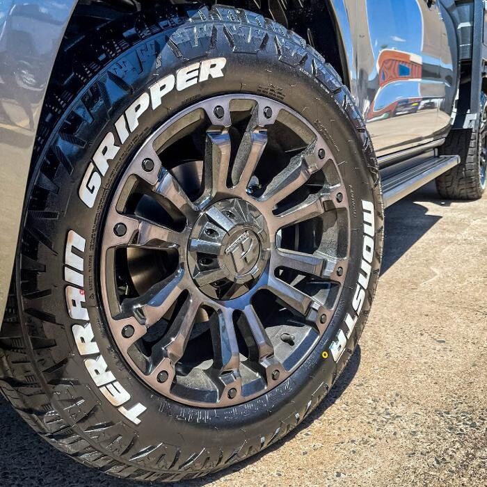 Images Ozzy Tyres Fyshwick | Tyres Canberra | Wheels & Tyres ACT | 4x4 Centre