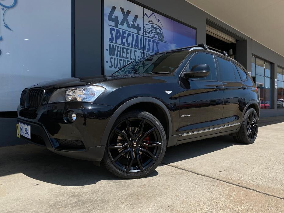 Images Ozzy Tyres Fyshwick | Tyres Canberra | Wheels & Tyres ACT | 4x4 Centre