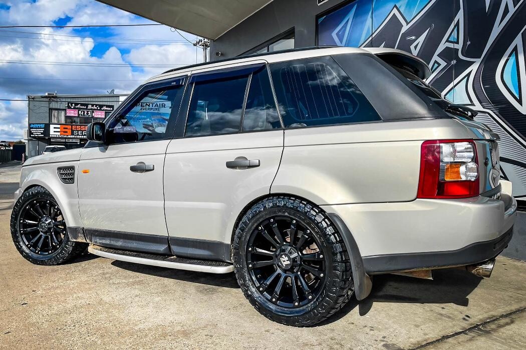 Images Ozzy Tyres Fyshwick | Tyres Canberra | Wheels & Tyres ACT | 4x4 Centre