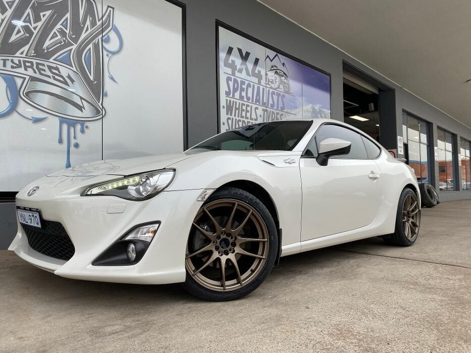 Images Ozzy Tyres Fyshwick | Tyres Canberra | Wheels & Tyres ACT | 4x4 Centre