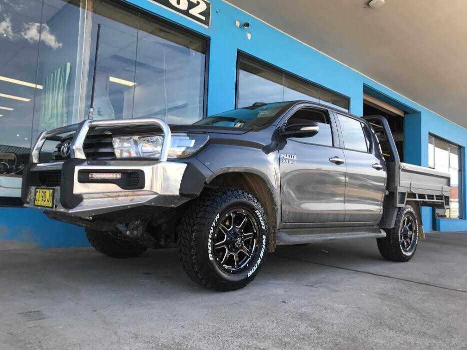 Images Ozzy Tyres Fyshwick | Tyres Canberra | Wheels & Tyres ACT | 4x4 Centre