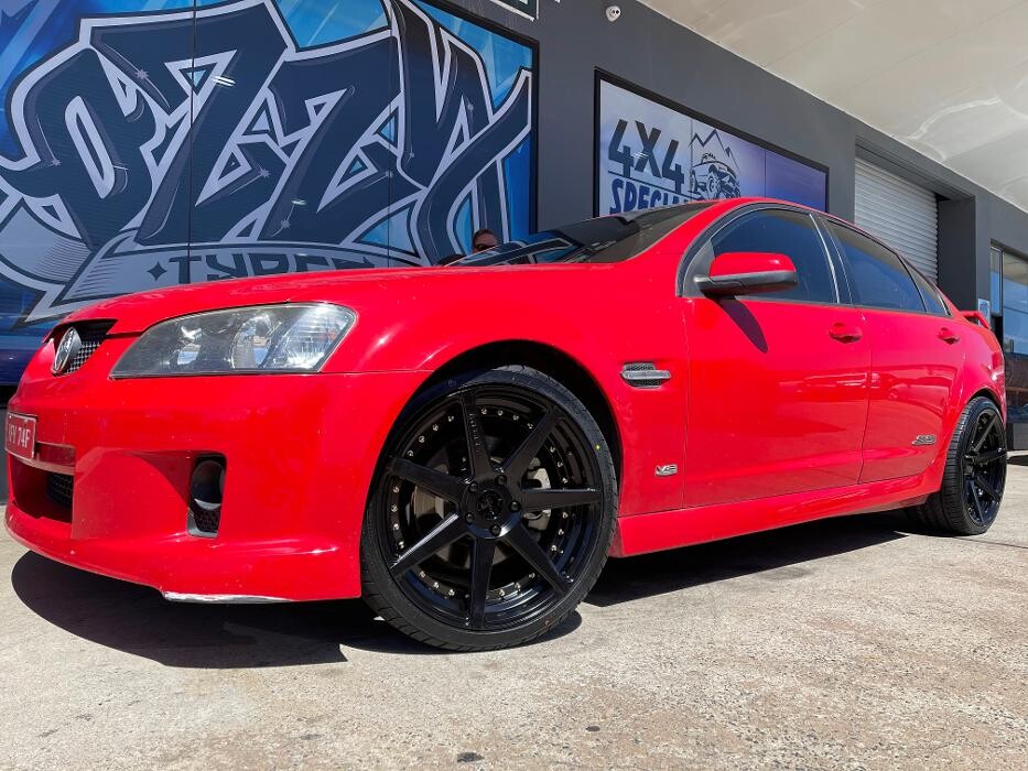 Images Ozzy Tyres Fyshwick | Tyres Canberra | Wheels & Tyres ACT | 4x4 Centre