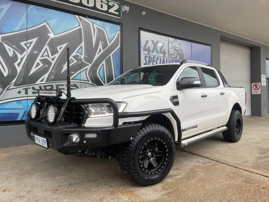 Images Ozzy Tyres Fyshwick | Tyres Canberra | Wheels & Tyres ACT | 4x4 Centre