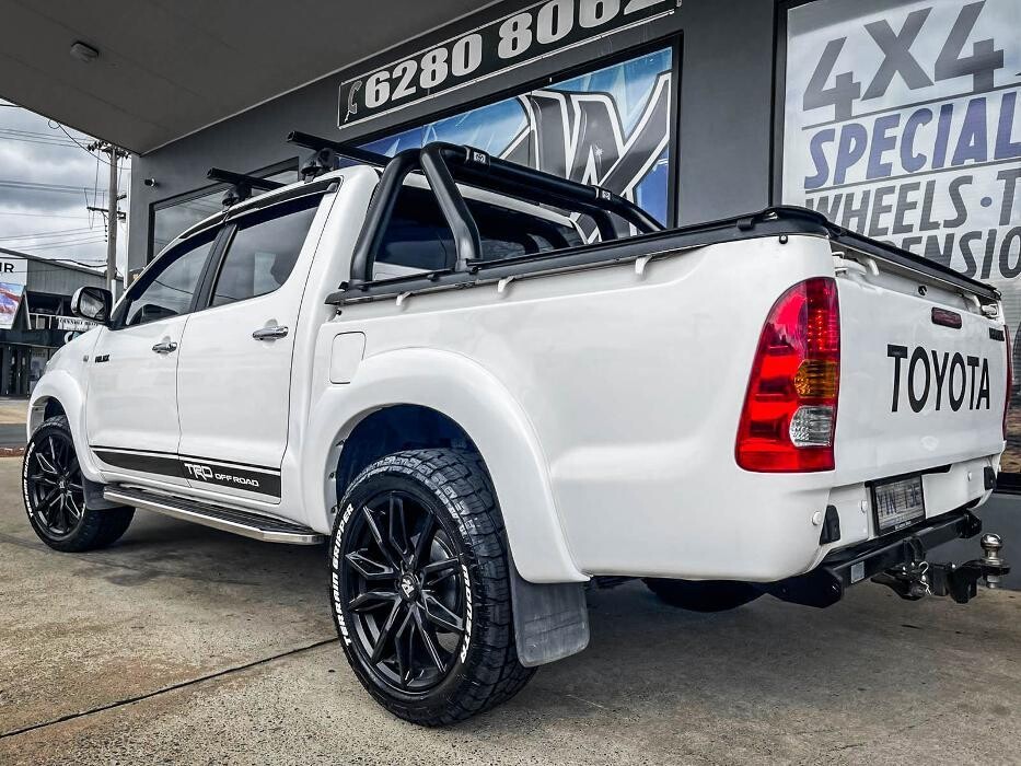 Images Ozzy Tyres Fyshwick | Tyres Canberra | Wheels & Tyres ACT | 4x4 Centre