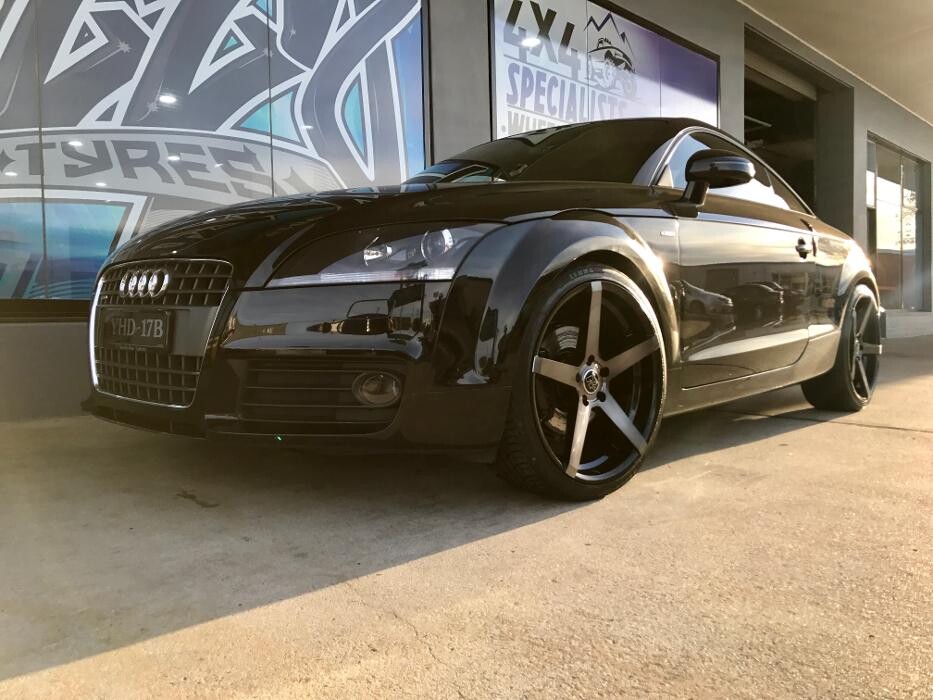 Images Ozzy Tyres Fyshwick | Tyres Canberra | Wheels & Tyres ACT | 4x4 Centre