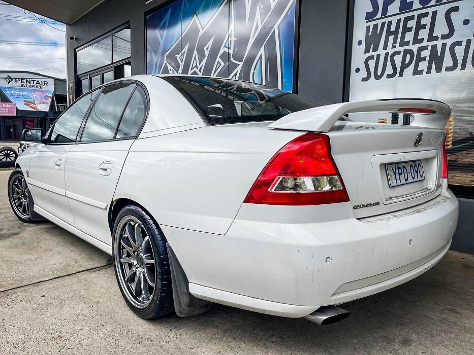 Images Ozzy Tyres Fyshwick | Tyres Canberra | Wheels & Tyres ACT | 4x4 Centre