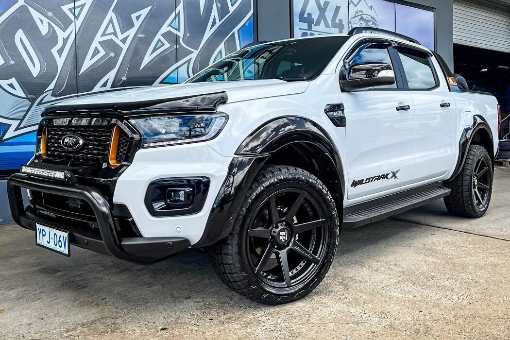 Images Ozzy Tyres Fyshwick | Tyres Canberra | Wheels & Tyres ACT | 4x4 Centre