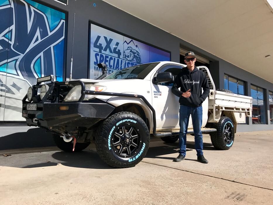 Images Ozzy Tyres Fyshwick | Tyres Canberra | Wheels & Tyres ACT | 4x4 Centre