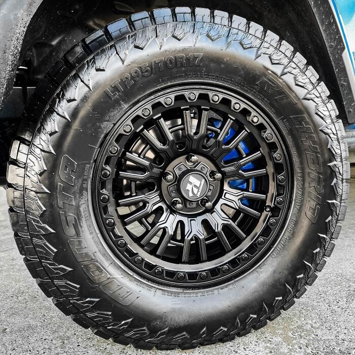 Images Ozzy Tyres Fyshwick | Tyres Canberra | Wheels & Tyres ACT | 4x4 Centre