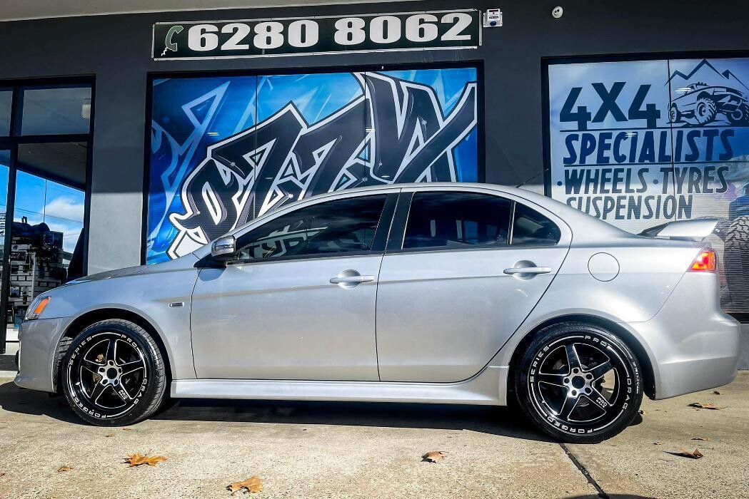 Images Ozzy Tyres Fyshwick | Tyres Canberra | Wheels & Tyres ACT | 4x4 Centre