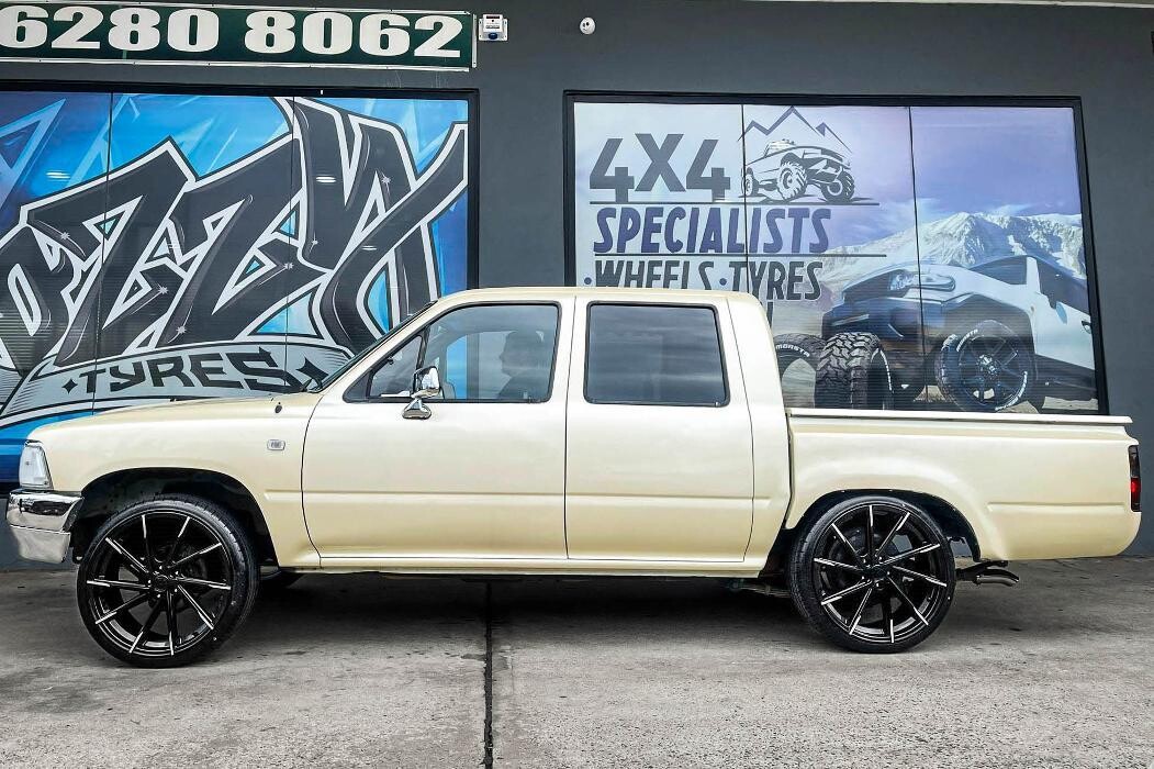 Images Ozzy Tyres Fyshwick | Tyres Canberra | Wheels & Tyres ACT | 4x4 Centre