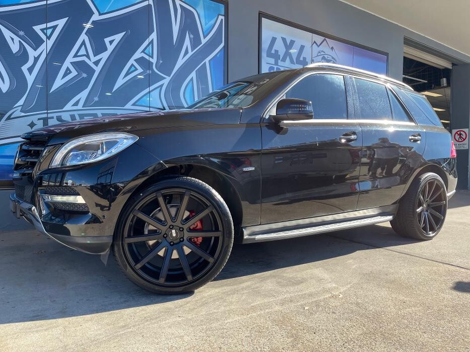Images Ozzy Tyres Fyshwick | Tyres Canberra | Wheels & Tyres ACT | 4x4 Centre