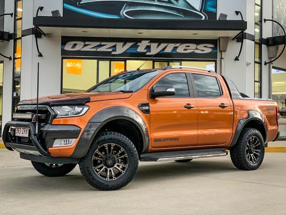Images Ozzy Tyres Fyshwick | Tyres Canberra | Wheels & Tyres ACT | 4x4 Centre