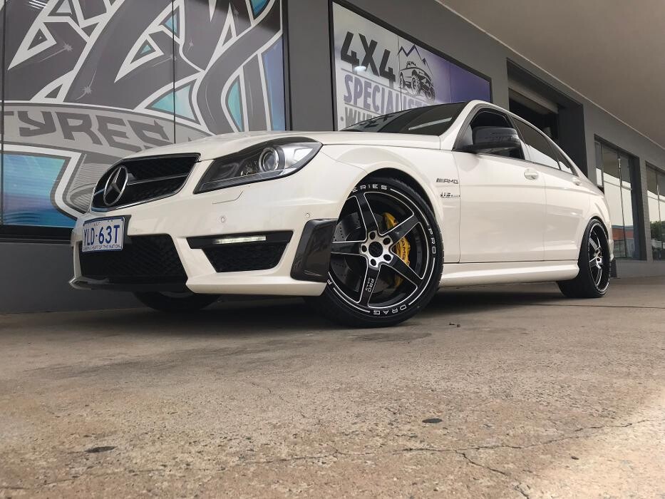 Images Ozzy Tyres Fyshwick | Tyres Canberra | Wheels & Tyres ACT | 4x4 Centre