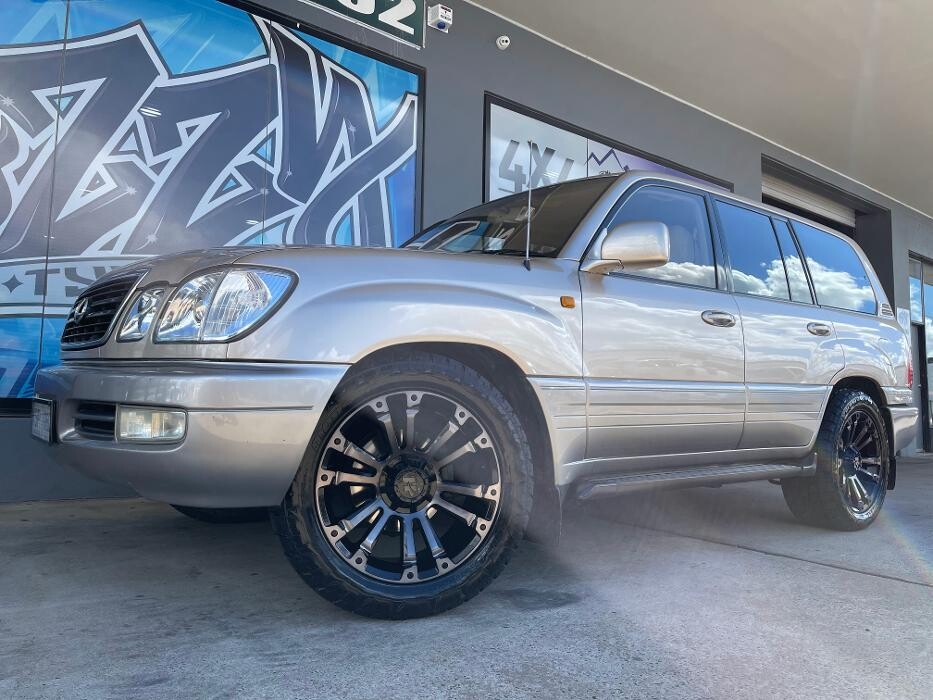 Images Ozzy Tyres Fyshwick | Tyres Canberra | Wheels & Tyres ACT | 4x4 Centre