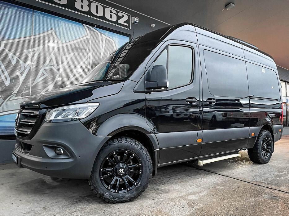 Images Ozzy Tyres Fyshwick | Tyres Canberra | Wheels & Tyres ACT | 4x4 Centre