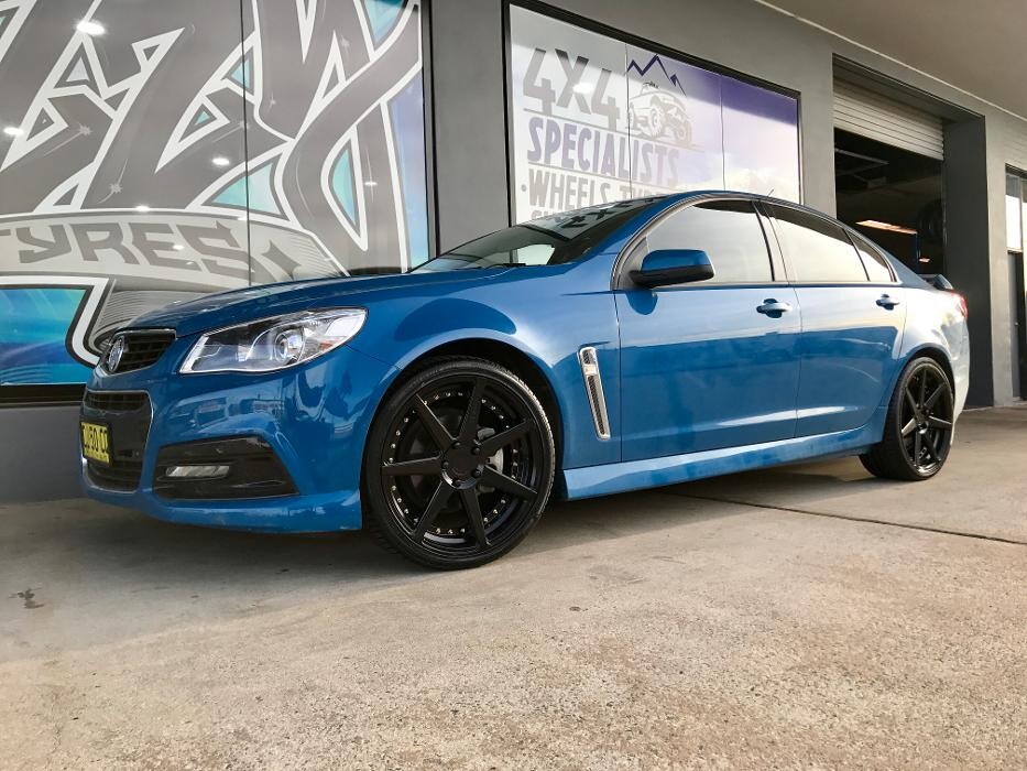 Images Ozzy Tyres Fyshwick | Tyres Canberra | Wheels & Tyres ACT | 4x4 Centre