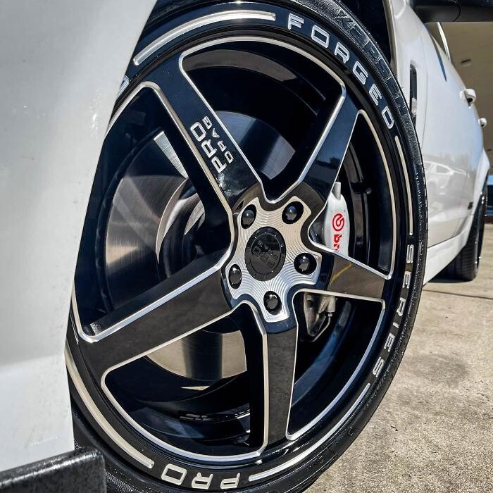 Images Ozzy Tyres Fyshwick | Tyres Canberra | Wheels & Tyres ACT | 4x4 Centre