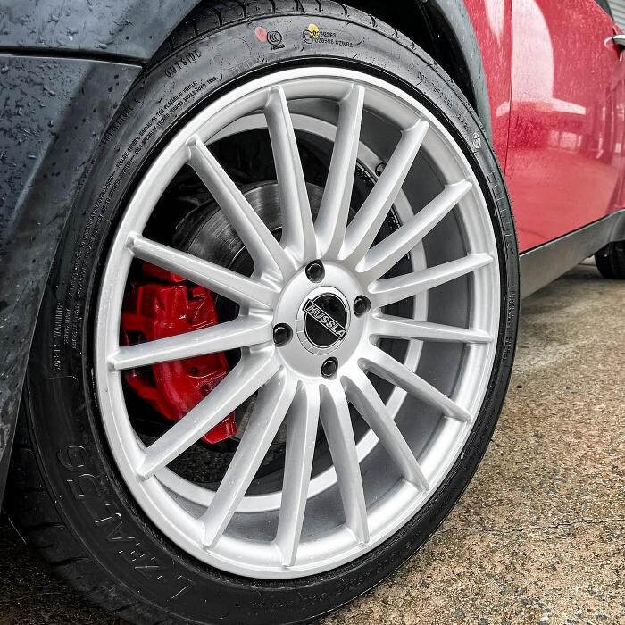 Images Ozzy Tyres Fyshwick | Tyres Canberra | Wheels & Tyres ACT | 4x4 Centre