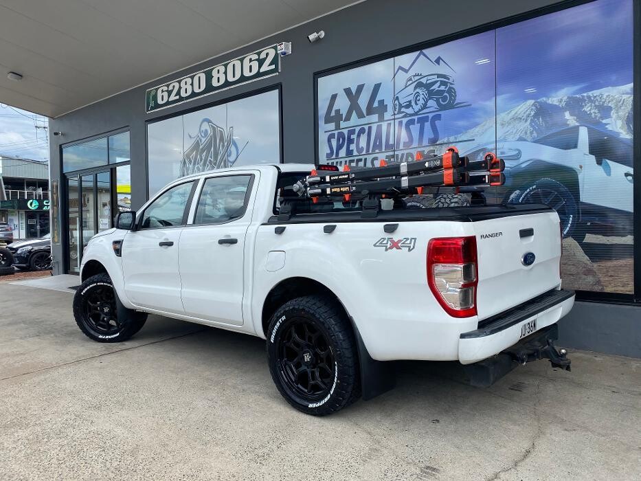 Images Ozzy Tyres Fyshwick | Tyres Canberra | Wheels & Tyres ACT | 4x4 Centre