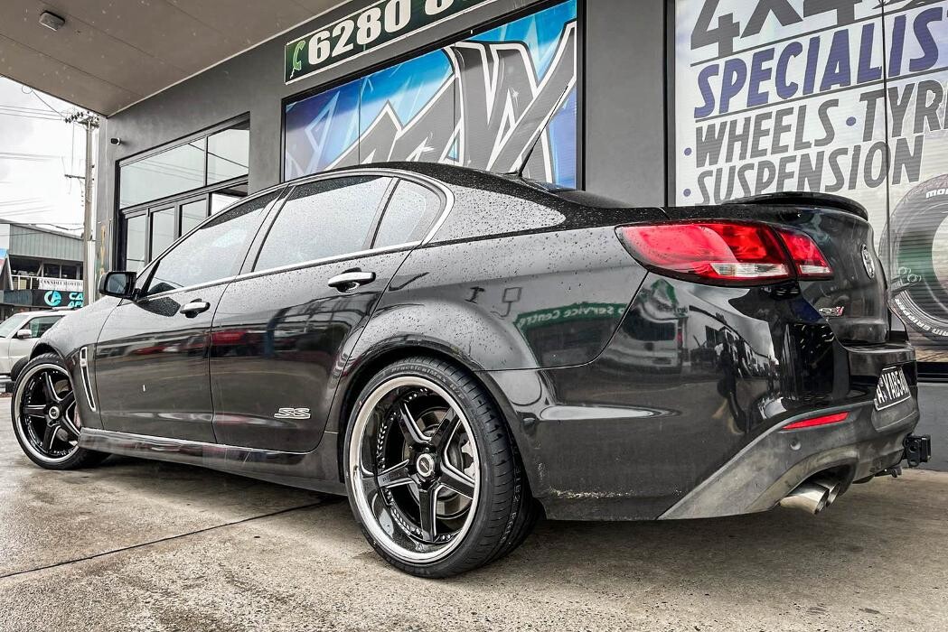 Images Ozzy Tyres Fyshwick | Tyres Canberra | Wheels & Tyres ACT | 4x4 Centre