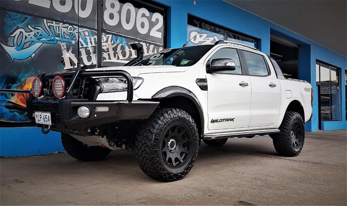 Images Ozzy Tyres Fyshwick | Tyres Canberra | Wheels & Tyres ACT | 4x4 Centre