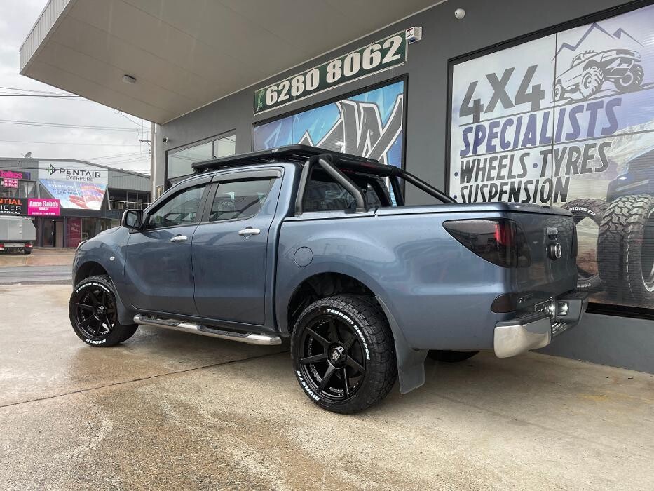 Images Ozzy Tyres Fyshwick | Tyres Canberra | Wheels & Tyres ACT | 4x4 Centre