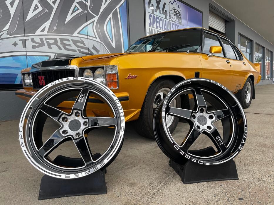 Images Ozzy Tyres Fyshwick | Tyres Canberra | Wheels & Tyres ACT | 4x4 Centre