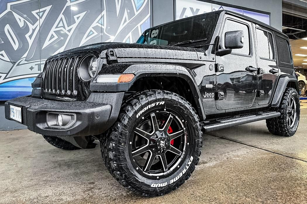 Images Ozzy Tyres Fyshwick | Tyres Canberra | Wheels & Tyres ACT | 4x4 Centre