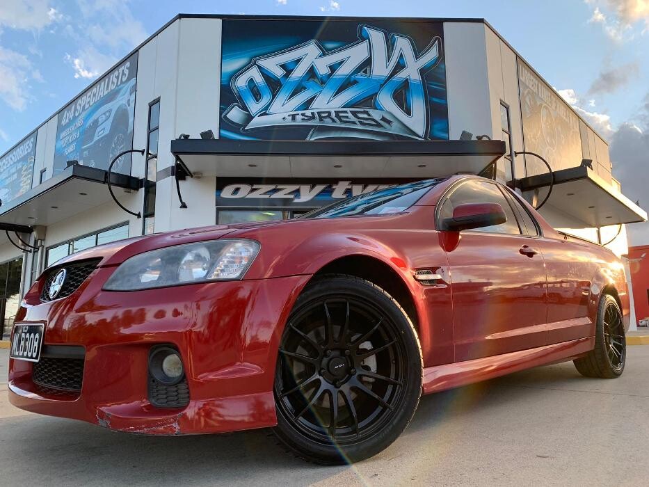 Images Ozzy Tyres Fyshwick | Tyres Canberra | Wheels & Tyres ACT | 4x4 Centre