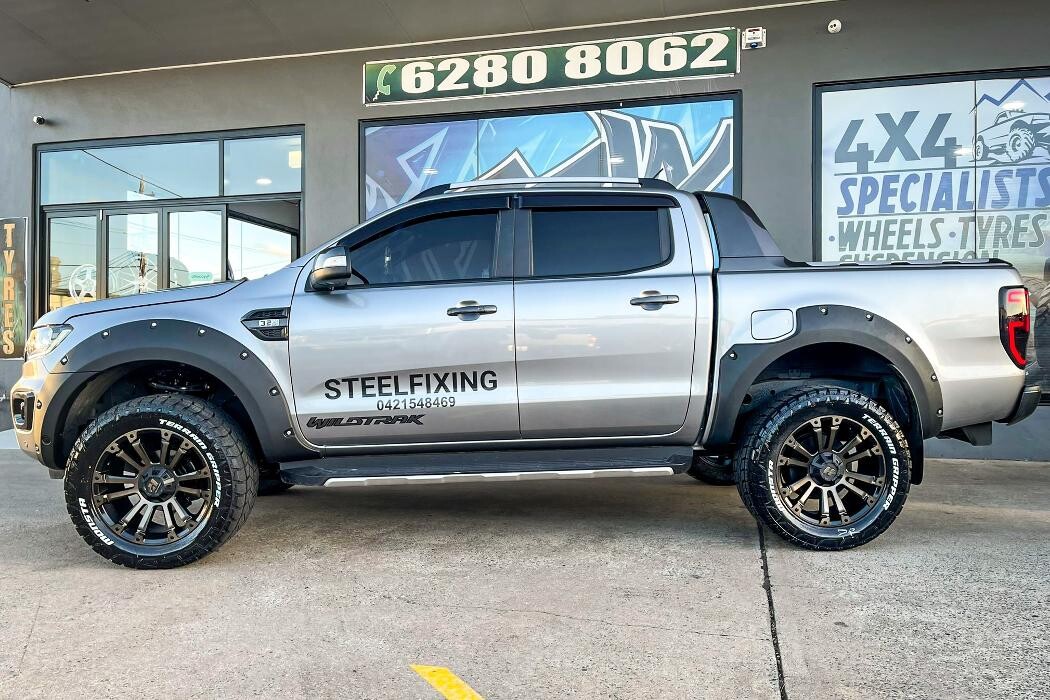 Images Ozzy Tyres Fyshwick | Tyres Canberra | Wheels & Tyres ACT | 4x4 Centre
