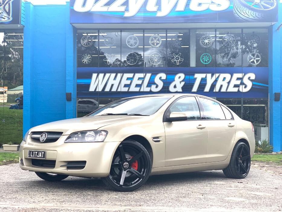 Images Ozzy Tyres Fyshwick | Tyres Canberra | Wheels & Tyres ACT | 4x4 Centre