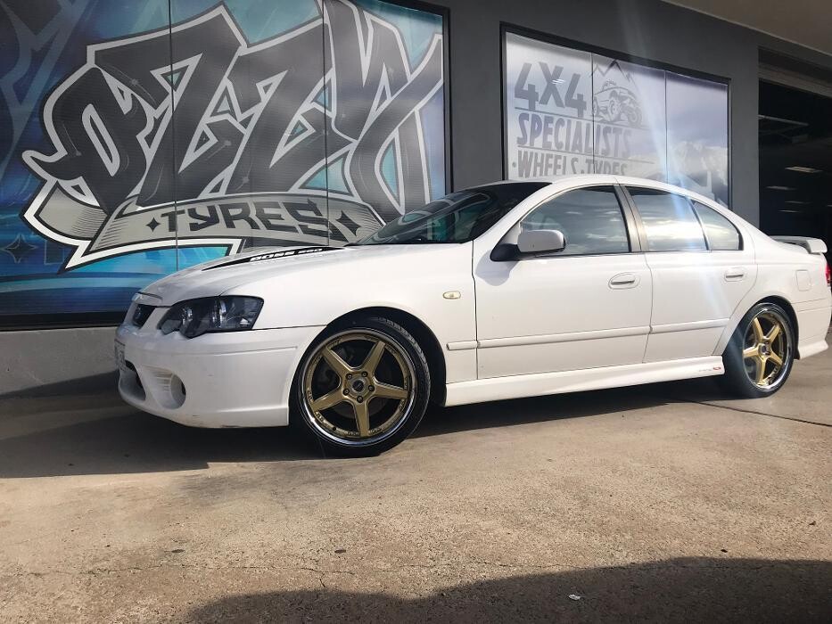 Images Ozzy Tyres Fyshwick | Tyres Canberra | Wheels & Tyres ACT | 4x4 Centre