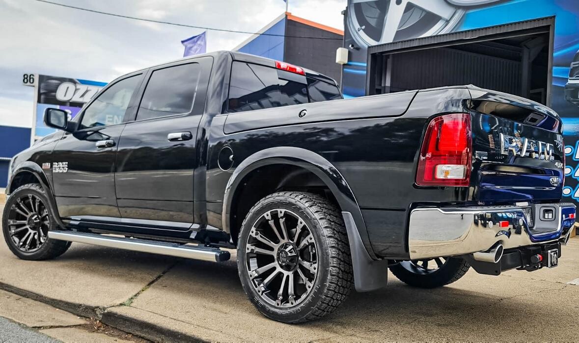 Images Ozzy Tyres Fyshwick | Tyres Canberra | Wheels & Tyres ACT | 4x4 Centre