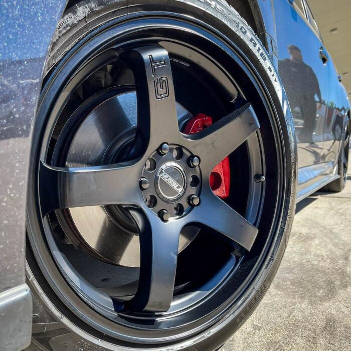Images Ozzy Tyres Fyshwick | Tyres Canberra | Wheels & Tyres ACT | 4x4 Centre
