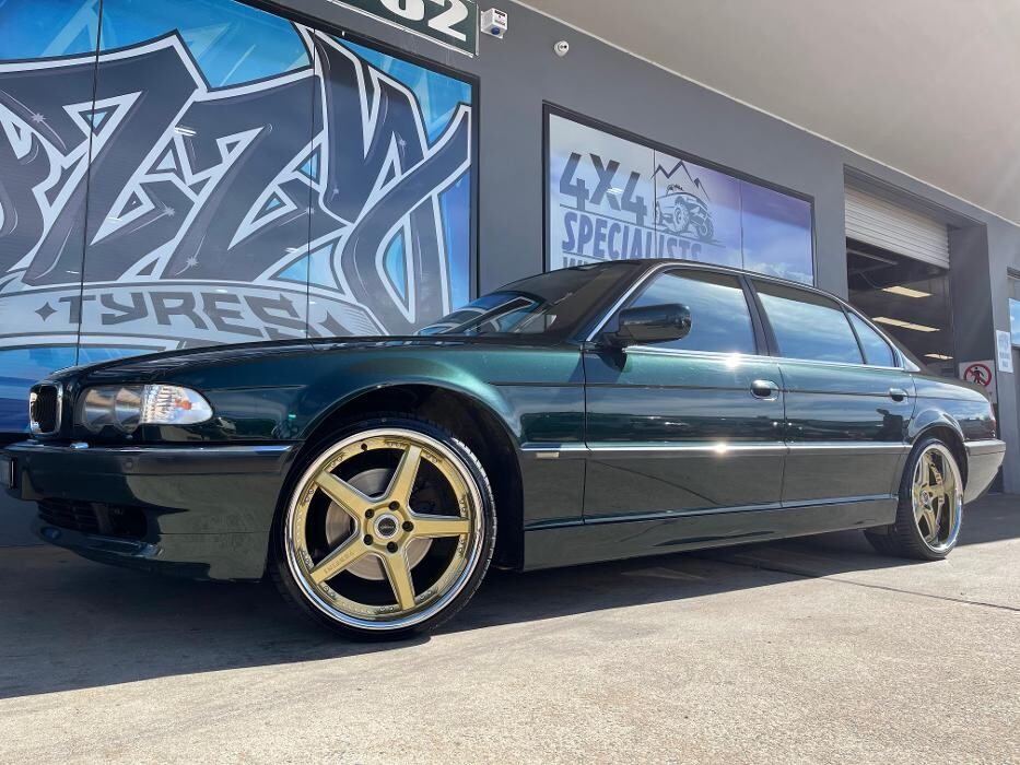 Images Ozzy Tyres Fyshwick | Tyres Canberra | Wheels & Tyres ACT | 4x4 Centre