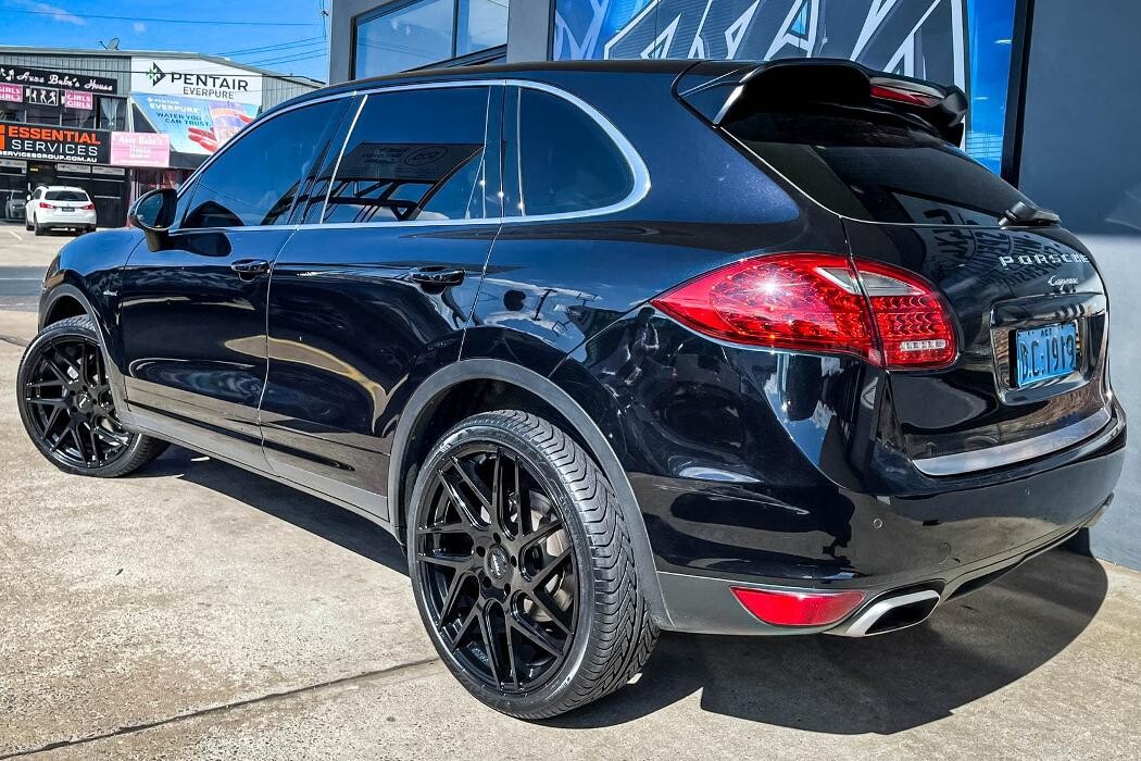 Images Ozzy Tyres Fyshwick | Tyres Canberra | Wheels & Tyres ACT | 4x4 Centre