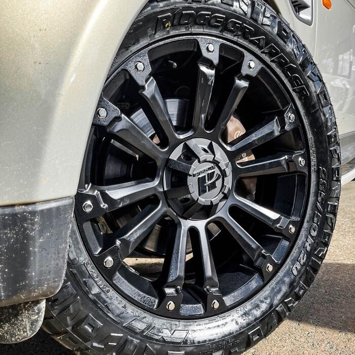 Images Ozzy Tyres Fyshwick | Tyres Canberra | Wheels & Tyres ACT | 4x4 Centre