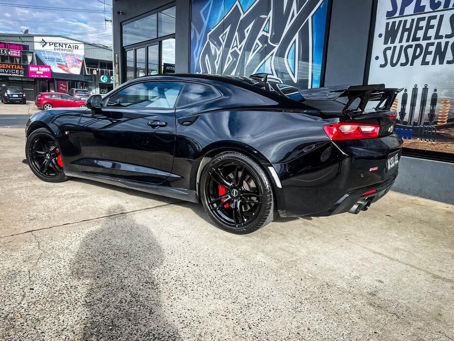 Images Ozzy Tyres Fyshwick | Tyres Canberra | Wheels & Tyres ACT | 4x4 Centre