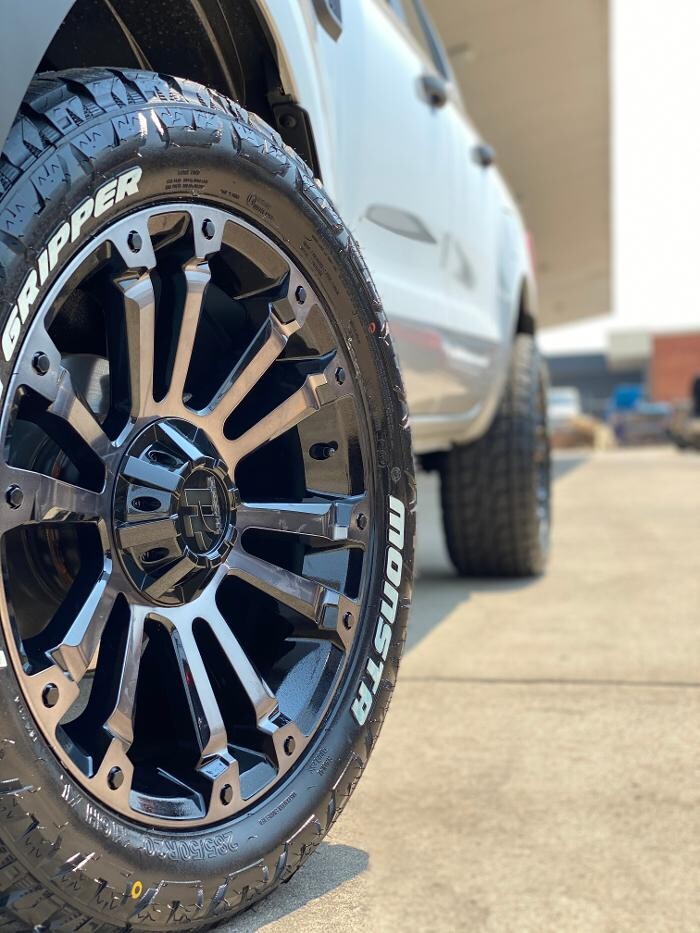 Images Ozzy Tyres Fyshwick | Tyres Canberra | Wheels & Tyres ACT | 4x4 Centre