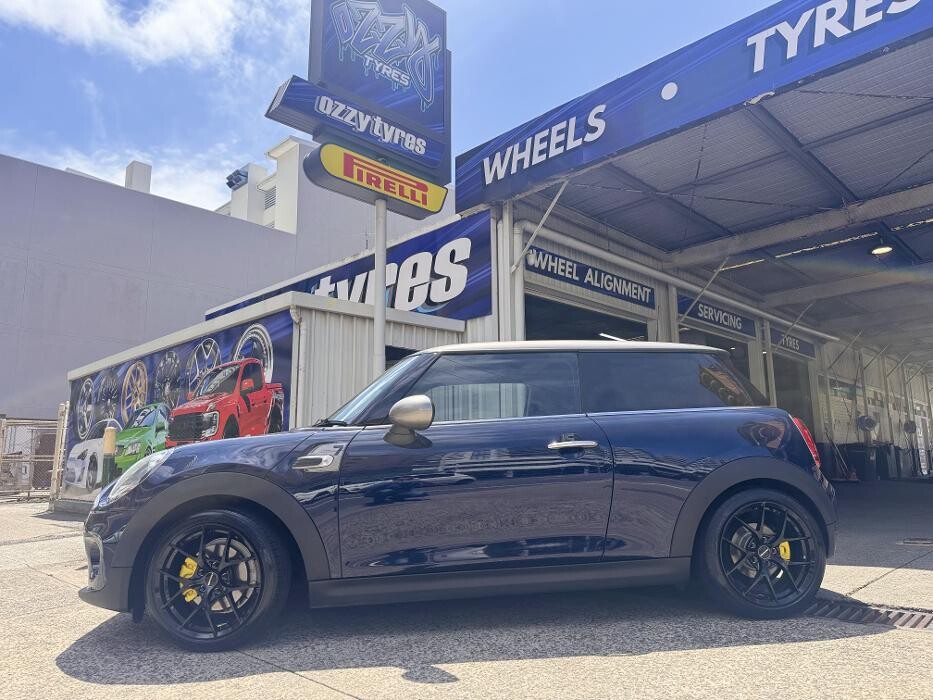 Images Ozzy Tyres Hurstville | Wheels, Tyres, 4X4 Wheels, Suspension ??