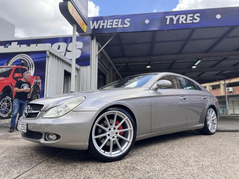 Images Ozzy Tyres Hurstville | Wheels, Tyres, 4X4 Wheels, Suspension ??