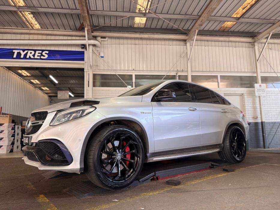 Images Ozzy Tyres Hurstville | Wheels, Tyres, 4X4 Wheels, Suspension ??