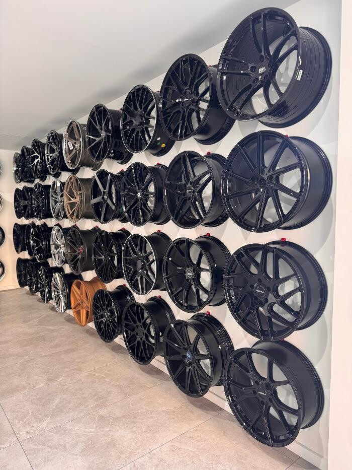 Images Ozzy Tyres Hurstville | Wheels, Tyres, 4X4 Wheels, Suspension ??