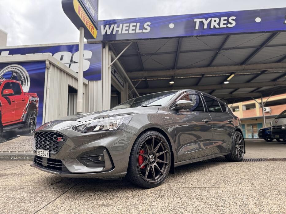 Images Ozzy Tyres Hurstville | Wheels, Tyres, 4X4 Wheels, Suspension ??