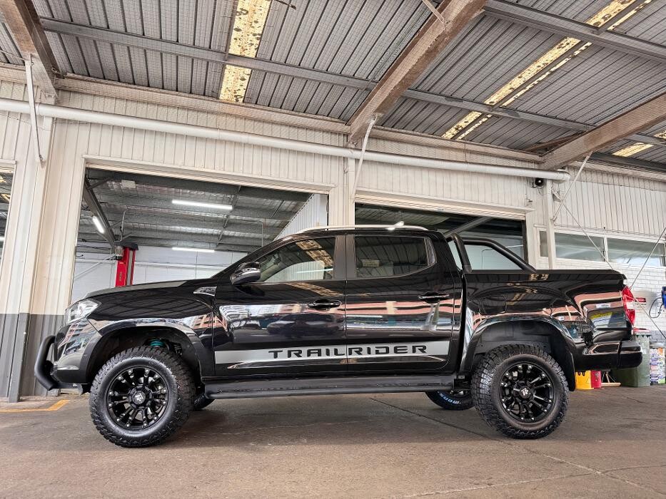 Images Ozzy Tyres Hurstville | Wheels, Tyres, 4X4 Wheels, Suspension ??